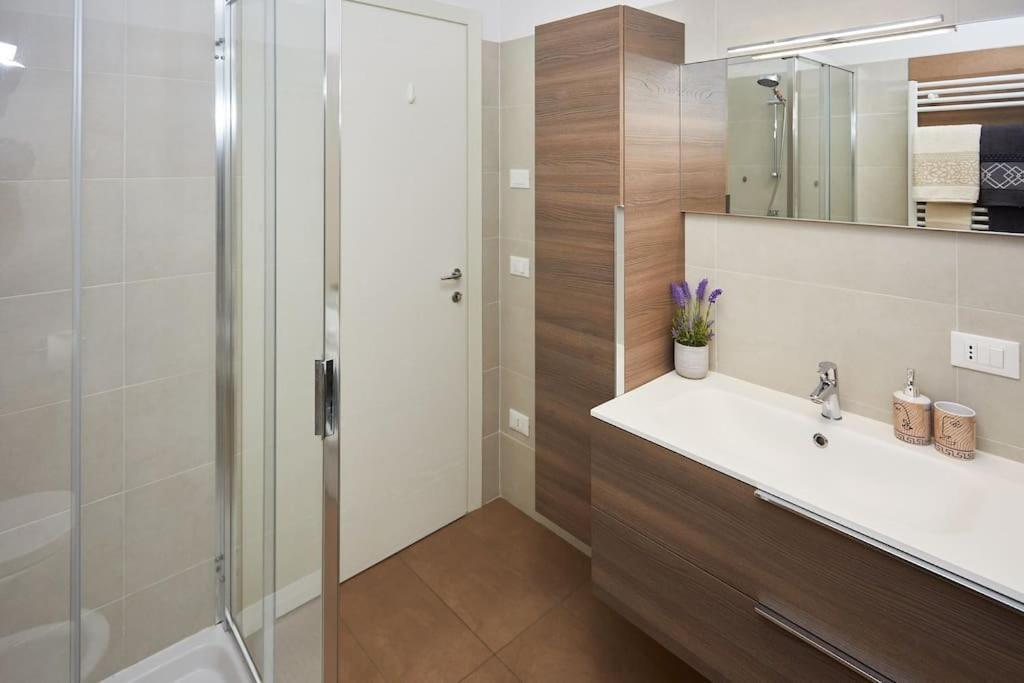 Center Aviano Comfort Suite Free Parking Wifi Экстерьер фото